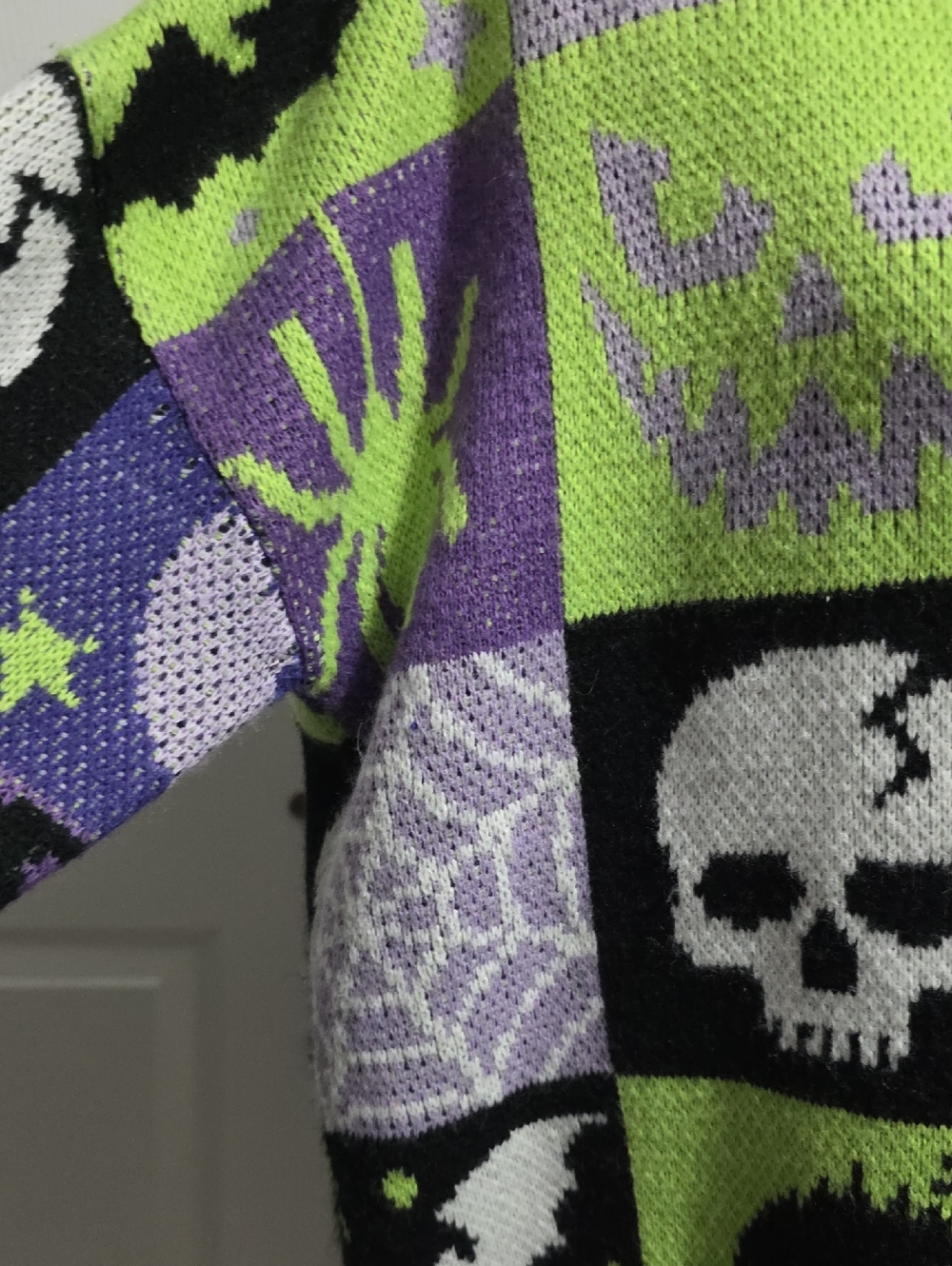 Dolls Kill Trickz N' Treatz Spooked Straight Oversized Knit Halloween Cardi XXS - Picture 5 of 12